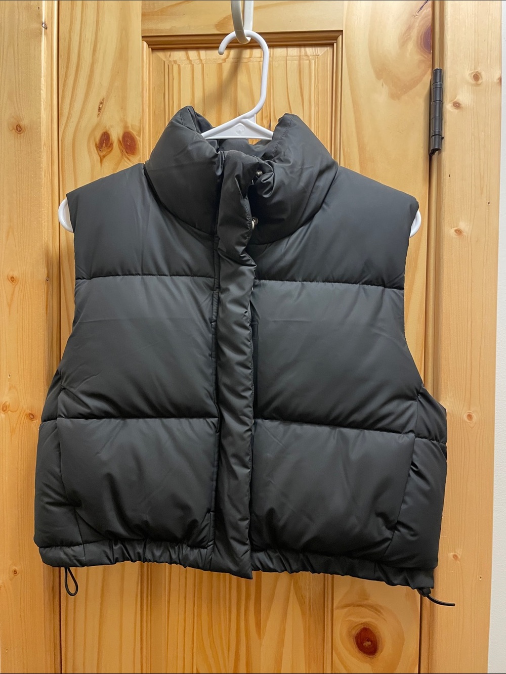 Women’s Love Tree Puffer Vest (small medium)